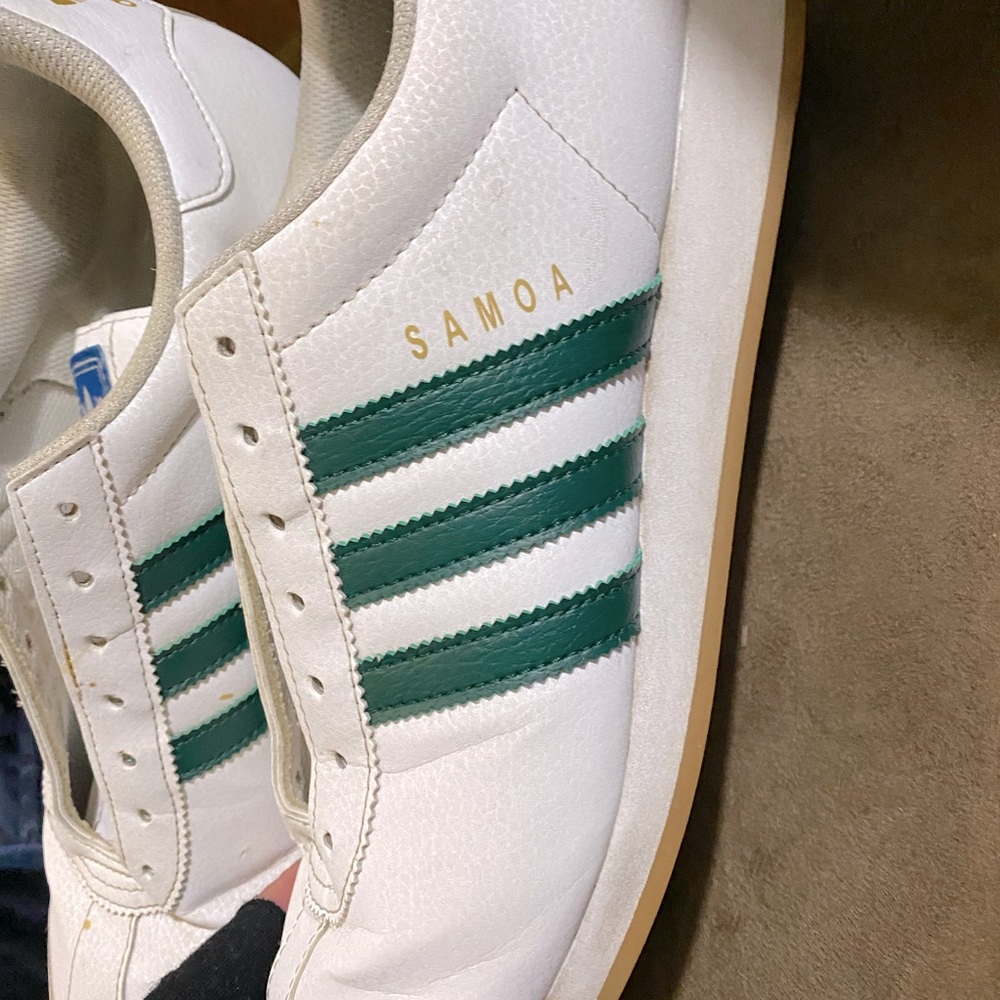 Adidas Sam size 11